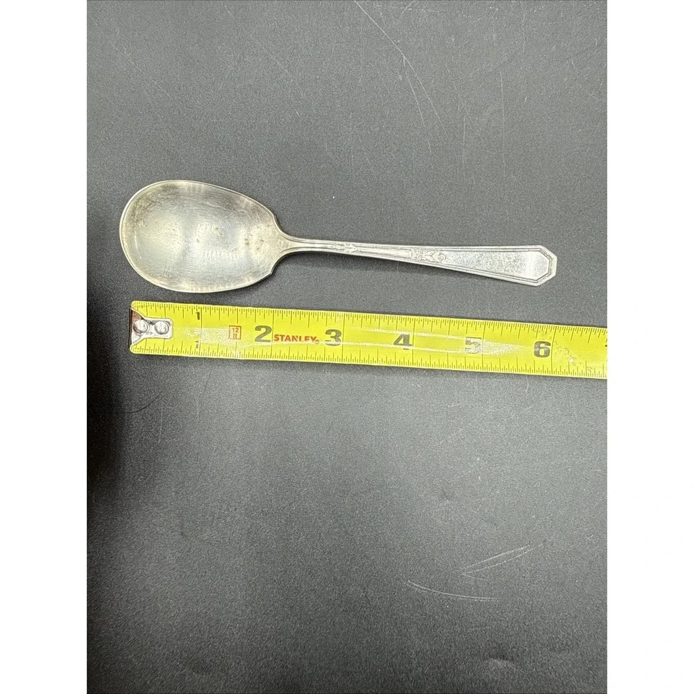 Wm Rogers & Son Sugar Spoon‎ Mayfair Pattern Silverplate